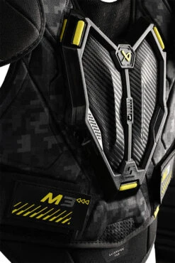 Bauer Supreme M3 Intermediate Ice Hockey Shoulder Pads -Hockey Shop M3 SR sternum detail 01 bfe54393 7975 4667 9644 24c627331d29