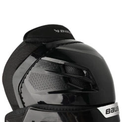 Bauer Supreme M5 Pro Senior Ice Hockey Shin Guards -Hockey Shop M5PRO SR kneecap detail