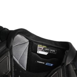 Bauer Supreme M5 Pro Senior Ice Hockey Shoulder Pads -Hockey Shop M5PRO SR lining detail