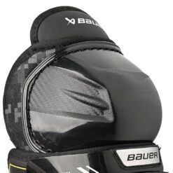 Bauer Supreme Mach Youth Ice Hockey Shin Guards 16 Bauer Supreme Mach Youth Ice Hockey Shin Guards -Hockey Shop MACH YTH kneecap detail