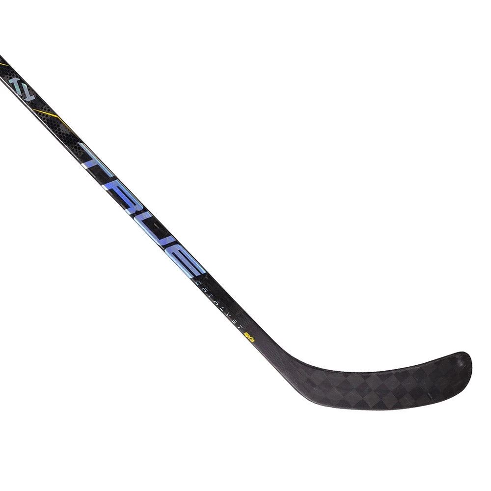TRUE Catalyst 9X3 Intermediate Ice Hockey Stick 2 TRUE Catalyst 9X3 Intermediate Ice Hockey Stick - Image 2