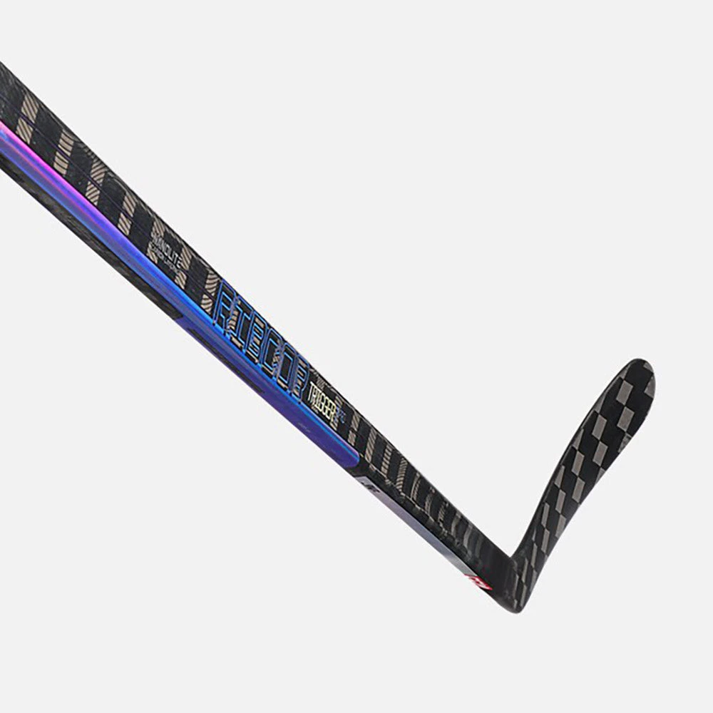 CCM Ribcor Trigger 7 Pro Senior Ice Hockey Stick 4 CCM Ribcor Trigger 7 Pro Senior Ice Hockey Stick - Image 4