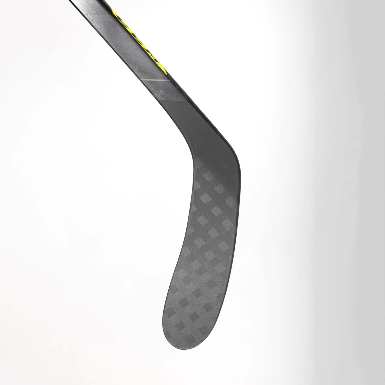 CCM Super Tacks Vector Premier Senior Hockey Stick (2020) 4 CCM Super Tacks Vector Premier Senior Hockey Stick (2020) - Image 4